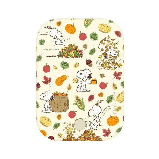 Snoopy Autumn Leaves Portable MagSafe Charger Power Pack